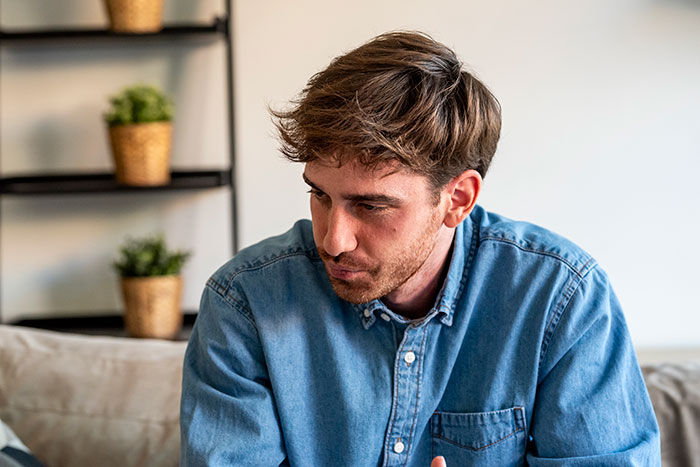 Stepdad Kicks 22YO Out 3 Times In 4 Years, 22YO Faces Homeless Again As Fam Doesn’t Approve Of GF Stepdad Kicks 22YO Out 3 Times In 4 Years, 22YO Faces Homeless Again As Fam Doesn’t Approve Of GF