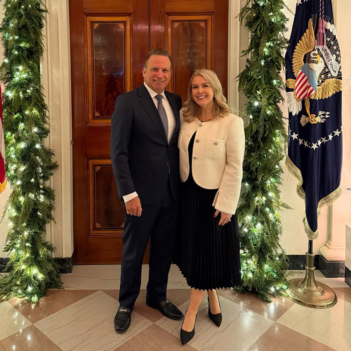 Karoline Leavitt’s Marriage Under Fire After Viral Post Reveals Explosive Age Gap Between Husband And Her Mom Karoline Leavitt’s Marriage Under Fire After Viral Post Reveals Explosive Age Gap Between Husband And Her Mom
