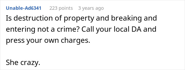 Aunt Shows Up Unannounced At 2 AM And Demands Housing, Then Makes The Biggest Mistake Aunt Shows Up Unannounced At 2 AM And Demands Housing, Then Makes The Biggest Mistake