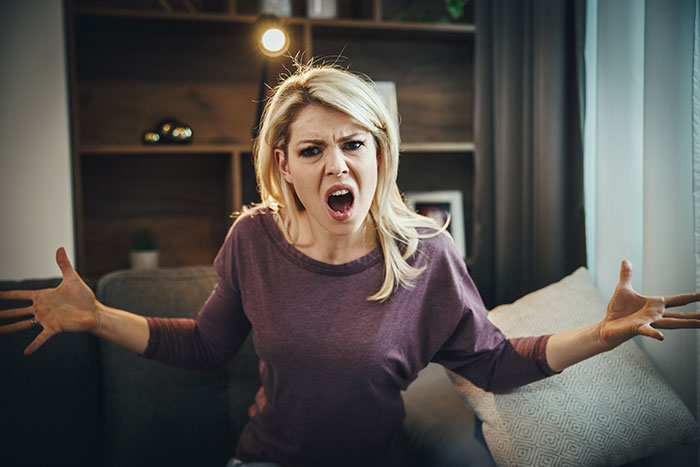 Woman Snaps At Brother’s Wife, Finally Telling Her What She Thinks, Guy Just Freezes And Stares Woman Snaps At Brother’s Wife, Finally Telling Her What She Thinks, Guy Just Freezes And Stares