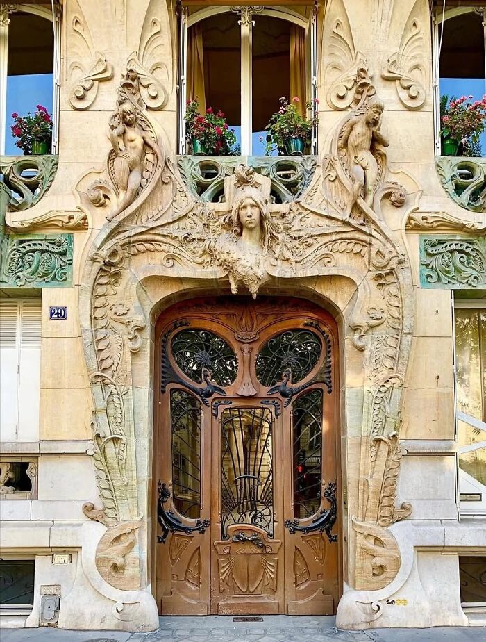 From Historic Interiors To Iconic Furniture: 38 Remarkable Designs Shared By This Community From Historic Interiors To Iconic Furniture: 38 Remarkable Designs Shared By This Community