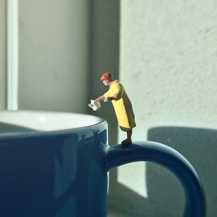Artist Derrick Lin Turns His Office Desk Into Intricate Diorama Sets (36 New Pics)