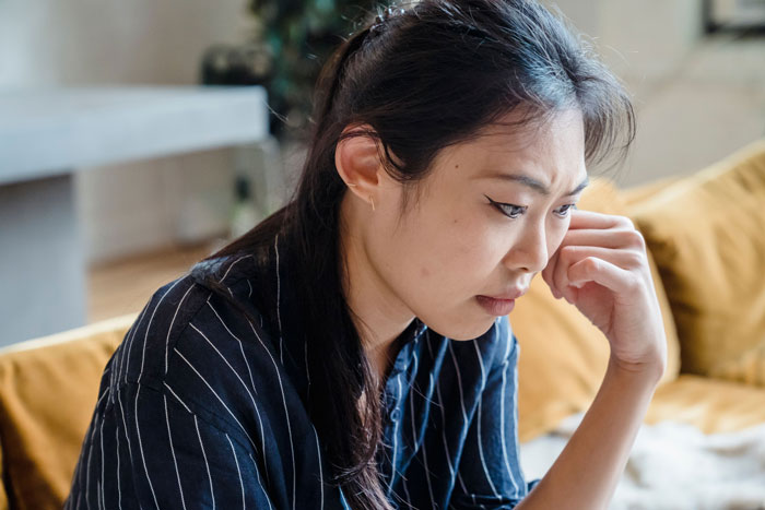 Woman Asks BF To Respect Chopstick Etiquette, He Responds By Switching To Forks Out Of Spite