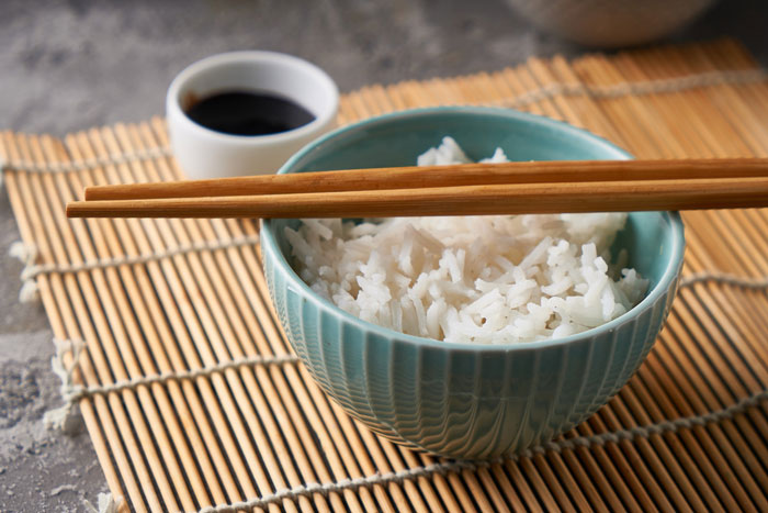 Woman Asks BF To Respect Chopstick Etiquette, He Responds By Switching To Forks Out Of Spite