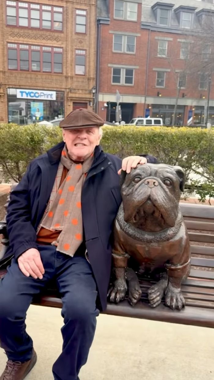 Anthony Hopkins’ Unrecognizable Look In New World Cup Photo Sparks Fan Uproar After They Notice Controversial Detail