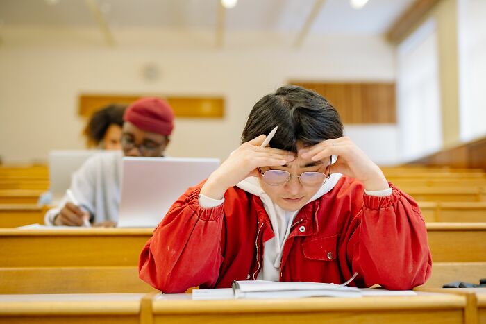 “Are You Smarter Than The Average U.S. Student?”: These 21 Questions Will Show