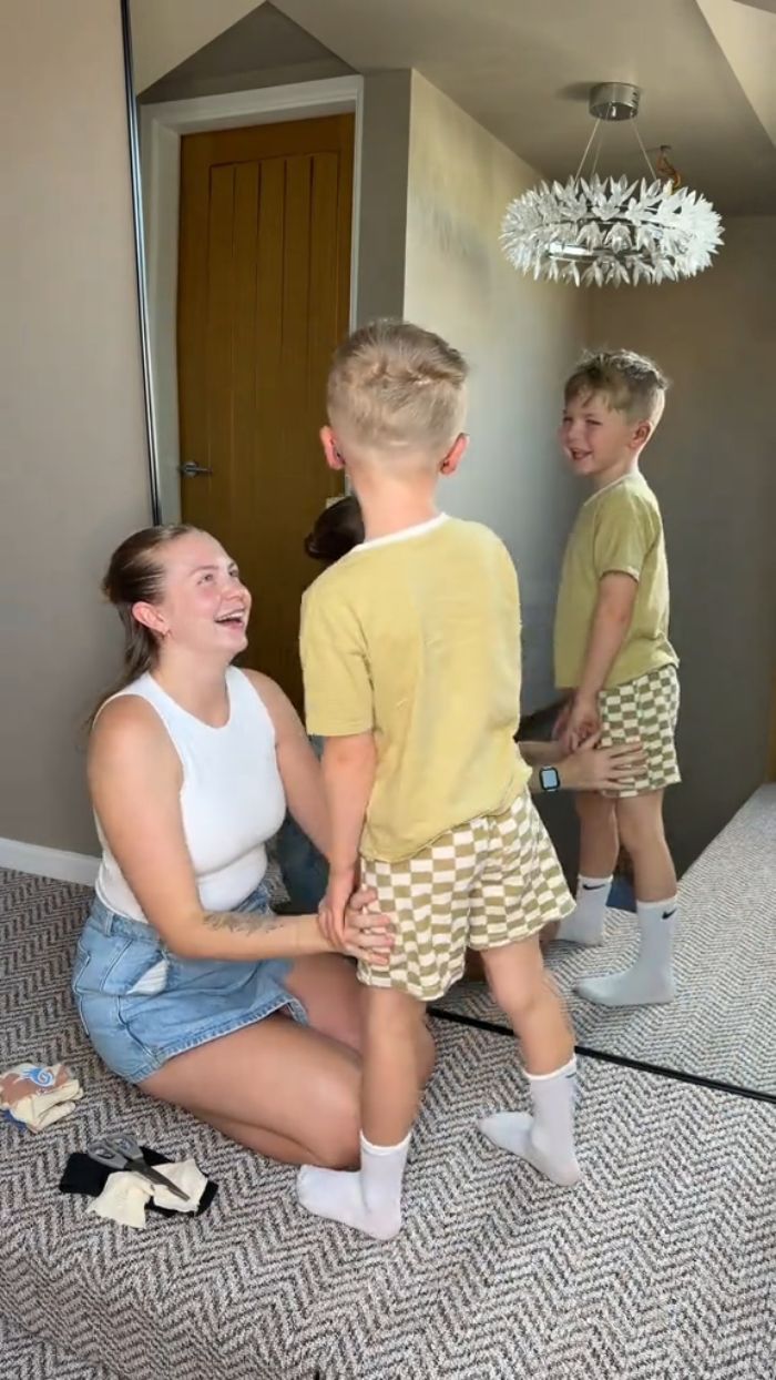 5YO Boy Undergoes Cosmetic Surgery — Mom’s Controversial Choice Raises Eyebrows But She Says She’d Repeat It 5YO Boy Undergoes Cosmetic Surgery — Mom’s Controversial Choice Raises Eyebrows But She Says She’d Repeat It