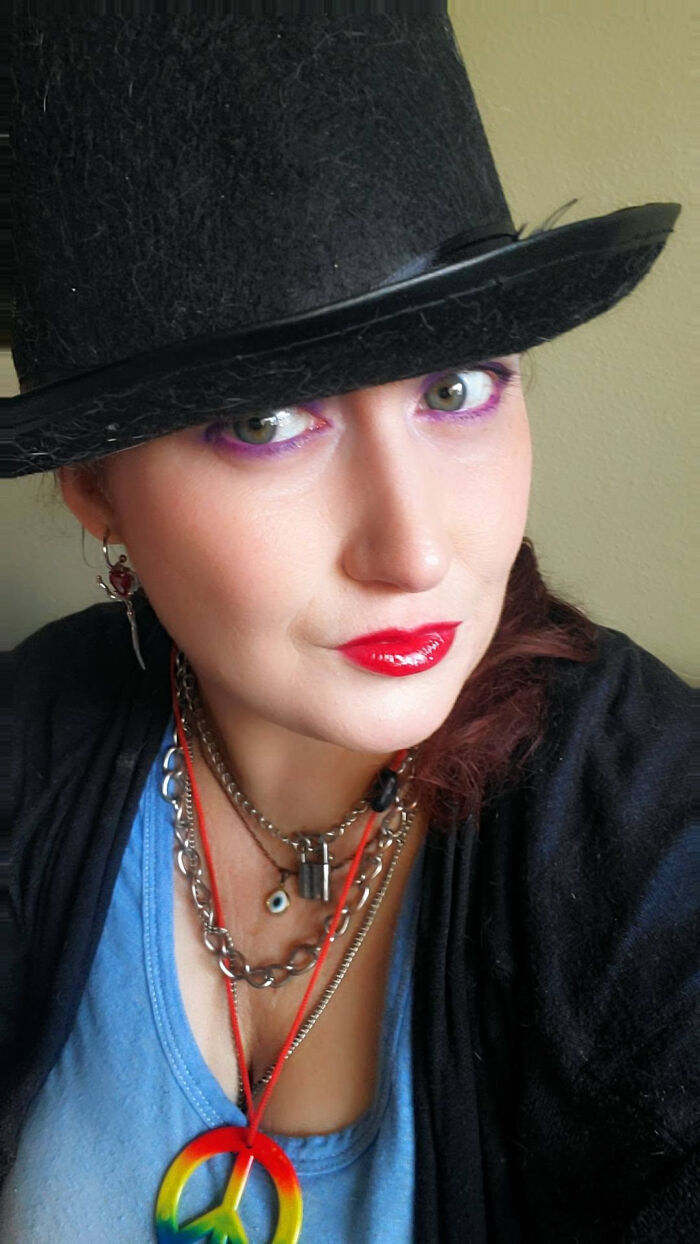 “I Have 12 Felonies”: 82 Surprising Facts That Don’t Match People’s Looks At All “I Have 12 Felonies”: 82 Surprising Facts That Don’t Match People’s Looks At All