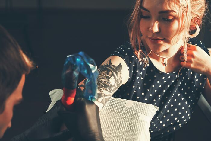 “Didn’t Notice For Months”: 20 Times Tattoo Artists Made Permanent Spelling Errors On Clients