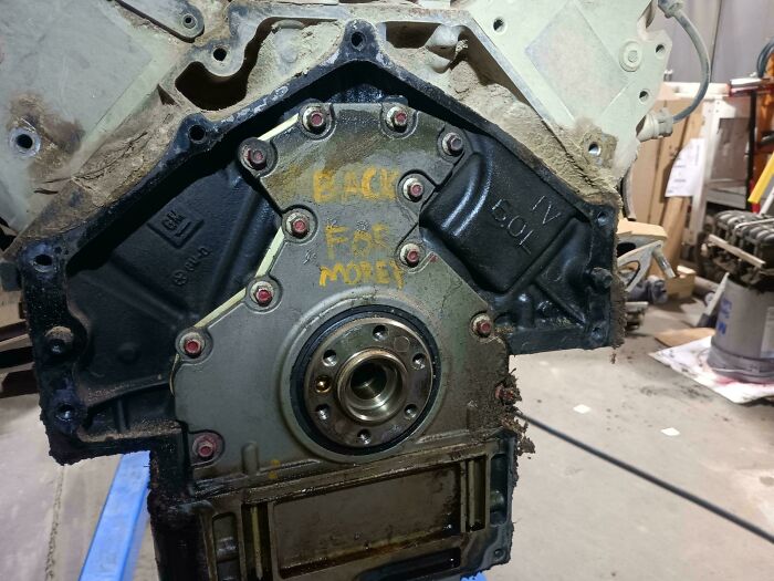 99 Times Car Mechanics Had To Take Pics Of What They Were Dealing With So Others Would Believe Them (New Pics) 99 Times Car Mechanics Had To Take Pics Of What They Were Dealing With So Others Would Believe Them (New Pics)