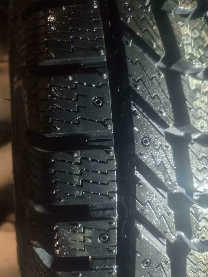 99 Times Car Mechanics Had To Take Pics Of What They Were Dealing With So Others Would Believe Them (New Pics) 99 Times Car Mechanics Had To Take Pics Of What They Were Dealing With So Others Would Believe Them (New Pics)