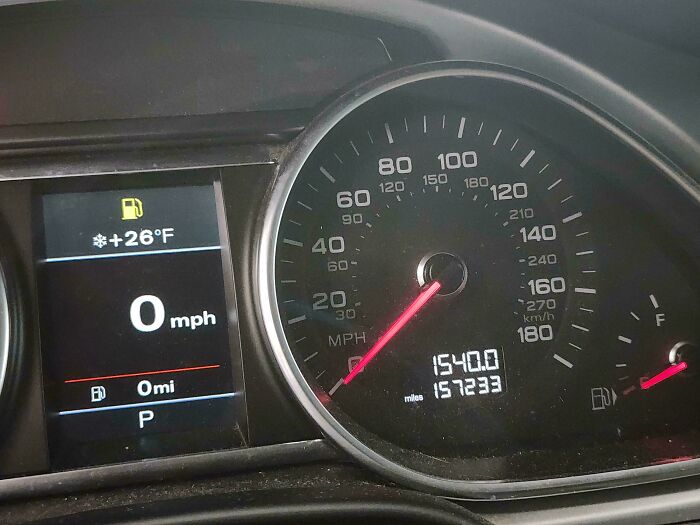 99 Times Car Mechanics Had To Take Pics Of What They Were Dealing With So Others Would Believe Them (New Pics) 99 Times Car Mechanics Had To Take Pics Of What They Were Dealing With So Others Would Believe Them (New Pics)