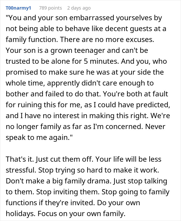 Woman Fails The Only Job She Had To Do At Sister’s Gender Reveal, Doesn’t Get What’s The Big Deal Woman Fails The Only Job She Had To Do At Sister’s Gender Reveal, Doesn’t Get What’s The Big Deal