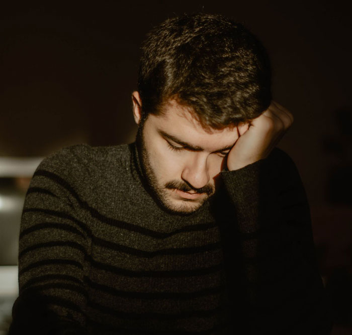Christian Guy Agrees To Strict Gender Roles In The Family, Upset Wife Actually Enforces Them Christian Guy Agrees To Strict Gender Roles In The Family, Upset Wife Actually Enforces Them