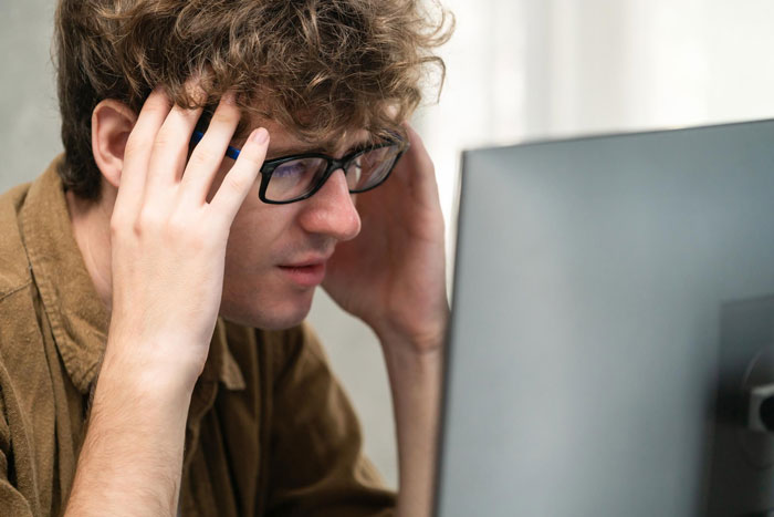 Guy Helps Friend Rebuild His Life Only To Discover He Allegedly Used That Trust To Copy His Business Guy Helps Friend Rebuild His Life Only To Discover He Allegedly Used That Trust To Copy His Business