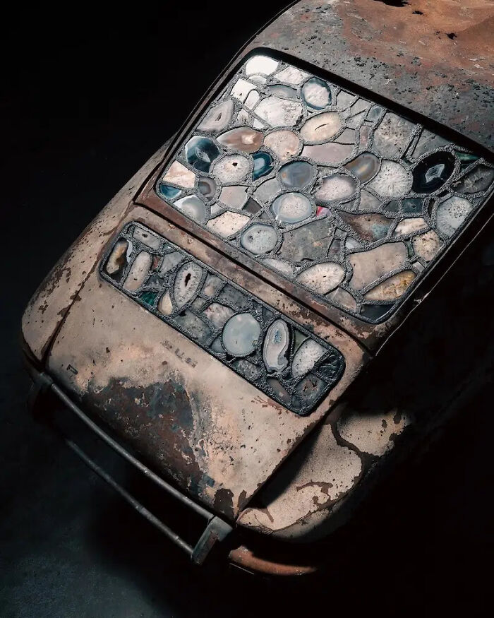 This Artist Turned Burned And Rusted Porsche 911 Into Extraordinary Stained-Glass Sculpture This Artist Turned Burned And Rusted Porsche 911 Into Extraordinary Stained-Glass Sculpture