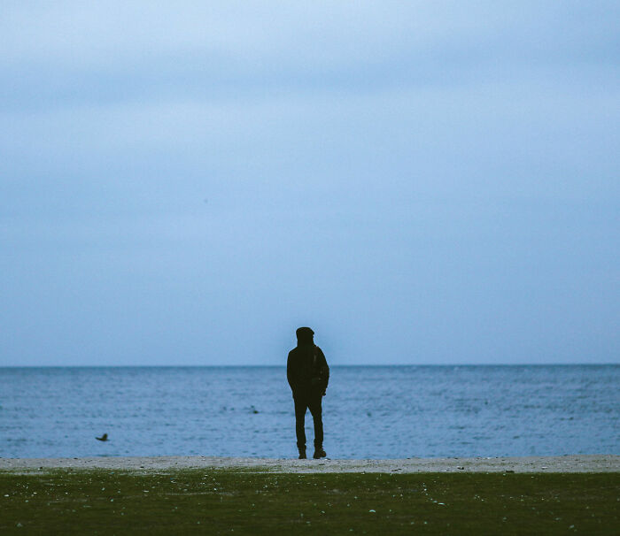 “Lonely” Man Makes Crying Plea And Exposes Tough Truth, Doctor Reacts “Lonely” Man Makes Crying Plea And Exposes Tough Truth, Doctor Reacts