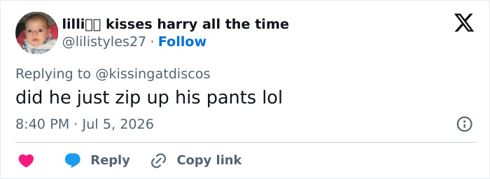 Harry Styles’ “Package” Accidentally Exposed On Stage Due To Wardrobe Malfunction Harry Styles’ “Package” Accidentally Exposed On Stage Due To Wardrobe Malfunction