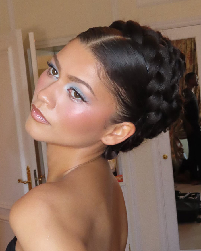Zendaya’s Latest Look Has Everyone Talking After Fans Spot One Tiny Detail: “You’re All So Shocked By This”