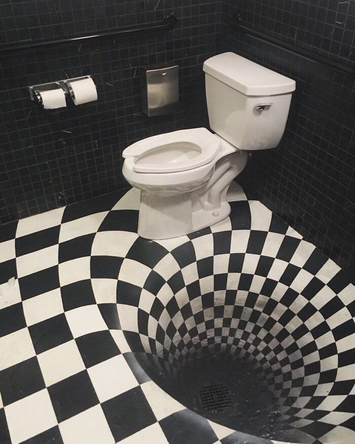 69 Terribly Designed Bathrooms That Might Make You Relieved That You Don&rsquo;t Have To Use Them