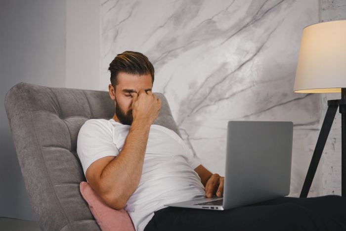 Guy Doesn’t Want His Ex-Wife Staying In His Home, Friends Can’t Believe It