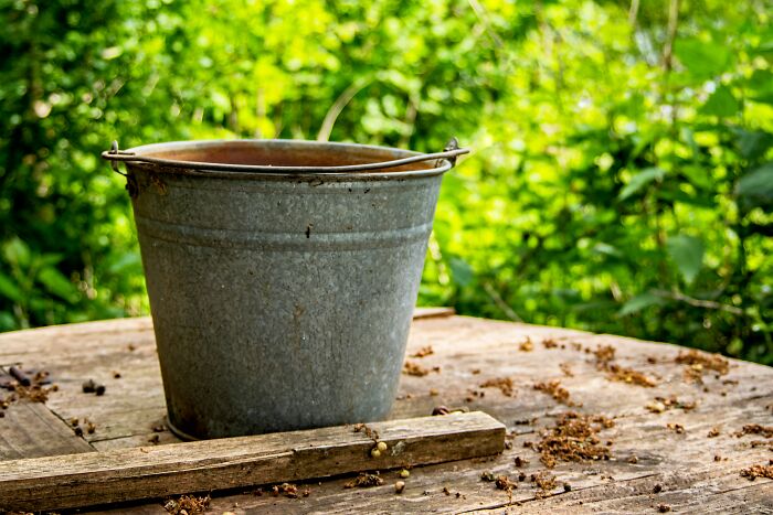 67 Guests Who Walked Into Someone&rsquo;s Home And Instantly Knew They&rsquo;d Never Return