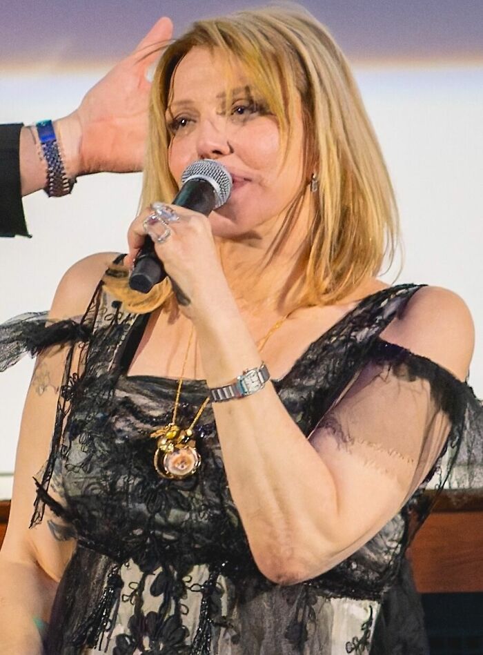 Courtney Love: Bio And Career Highlights Courtney Love: Bio And Career Highlights