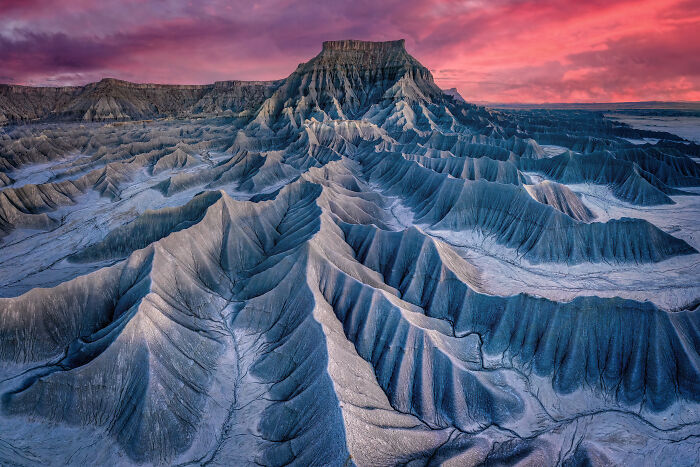 Spectacular Photos Awarded At The 2026 International Aerial Photographer Of The Year Competition (50 Pics) Spectacular Photos Awarded At The 2026 International Aerial Photographer Of The Year Competition (50 Pics)