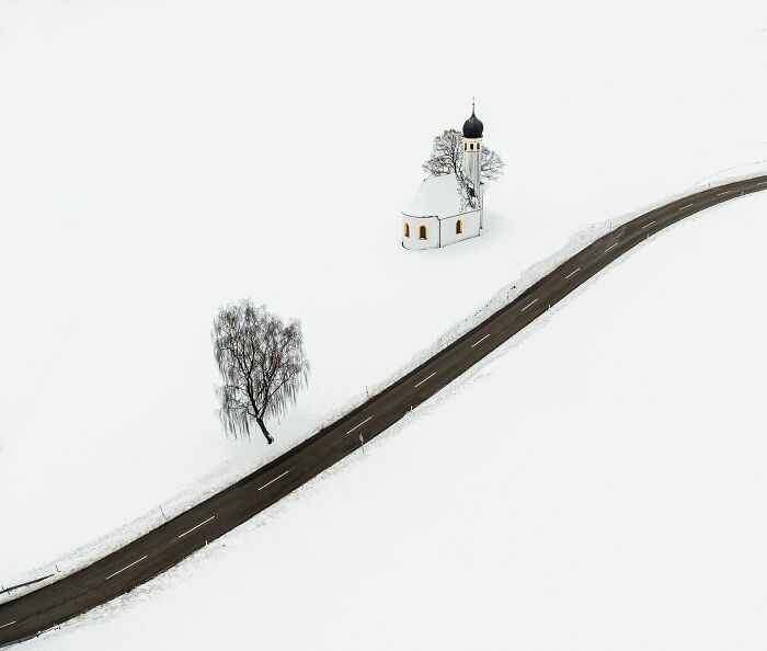 Spectacular Photos Awarded At The 2026 International Aerial Photographer Of The Year Competition (50 Pics) Spectacular Photos Awarded At The 2026 International Aerial Photographer Of The Year Competition (50 Pics)