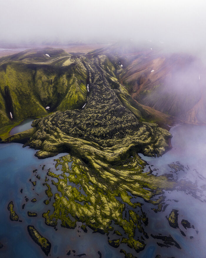 Spectacular Photos Awarded At The 2026 International Aerial Photographer Of The Year Competition (50 Pics) Spectacular Photos Awarded At The 2026 International Aerial Photographer Of The Year Competition (50 Pics)