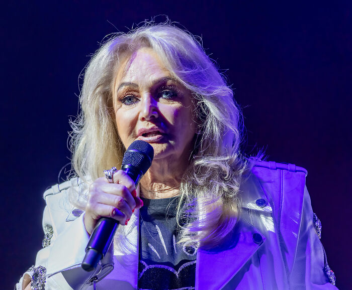 Legendary Singer Bonnie Tyler Passes Away Aged 75 Legendary Singer Bonnie Tyler Passes Away Aged 75