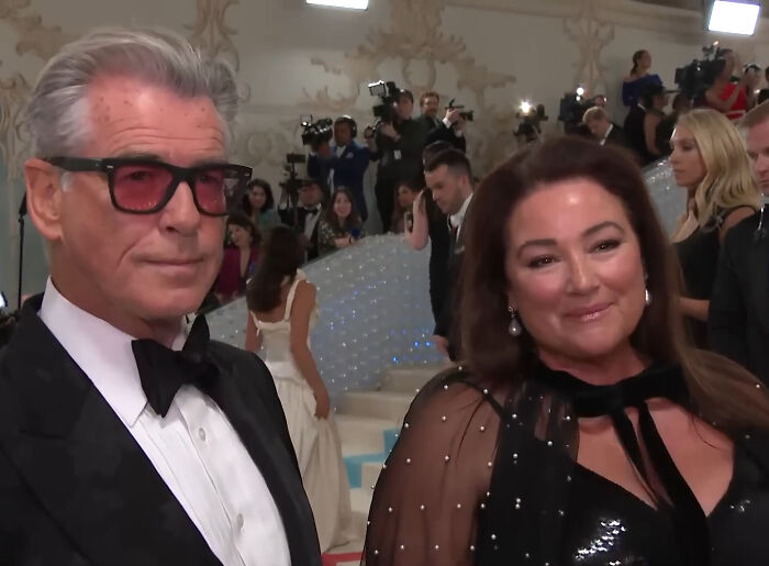 Cruel Trolls Go After Pierce Brosnan’s Wife Online, He Elegantly Shuts Down Every One Of Them