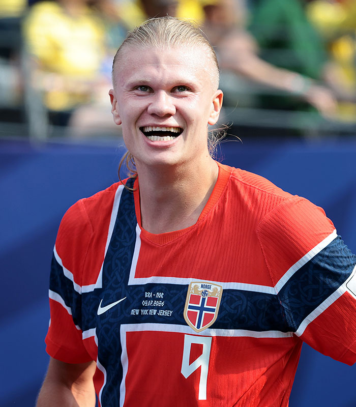 Erling Haaland’s Look Becomes Talking Point As Visagism Expert Drops Controversial Insights About His Image Erling Haaland’s Look Becomes Talking Point As Visagism Expert Drops Controversial Insights About His Image