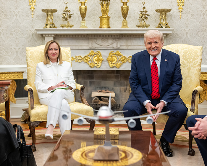 Italian PM Giorgia Meloni Stuns With Bold Reaction After Trump&rsquo;s NATO “Family Photo” Snub