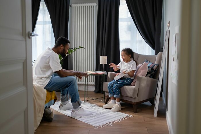 Parenting Expert Reveals 19 Things Kids Pretend To Understand But Are Actually Confused By Parenting Expert Reveals 19 Things Kids Pretend To Understand But Are Actually Confused By