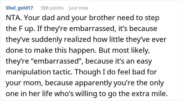 27YO Refuses To Host Mom’s B-Day After Years Of Toiling On Her Own, They Treat It Like Blasphemy