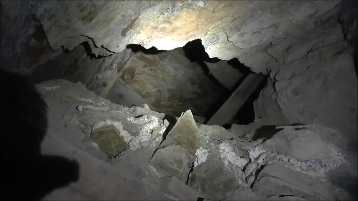 Not Saying Ghosts Are Real, But These 25 Videos Are Seriously Hard To Explain Not Saying Ghosts Are Real, But These 25 Videos Are Seriously Hard To Explain
