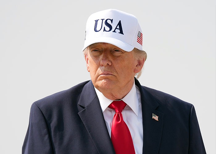 Trump “Struggles” To Power Through Public Appearance, Then A New Health Concern Steals The Spotlight Trump “Struggles” To Power Through Public Appearance, Then A New Health Concern Steals The Spotlight