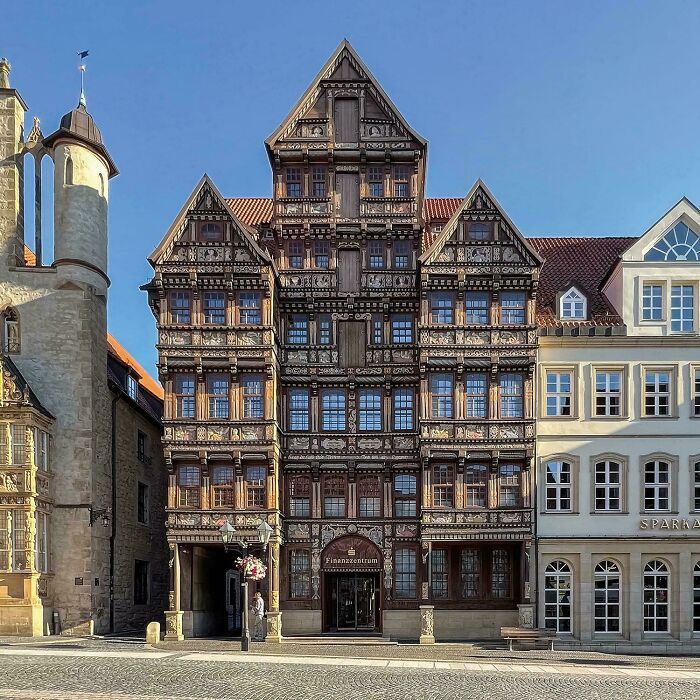 137 Examples Of Architecture So Beautiful, It Almost Looks Unreal (New Pics) 137 Examples Of Architecture So Beautiful, It Almost Looks Unreal (New Pics)