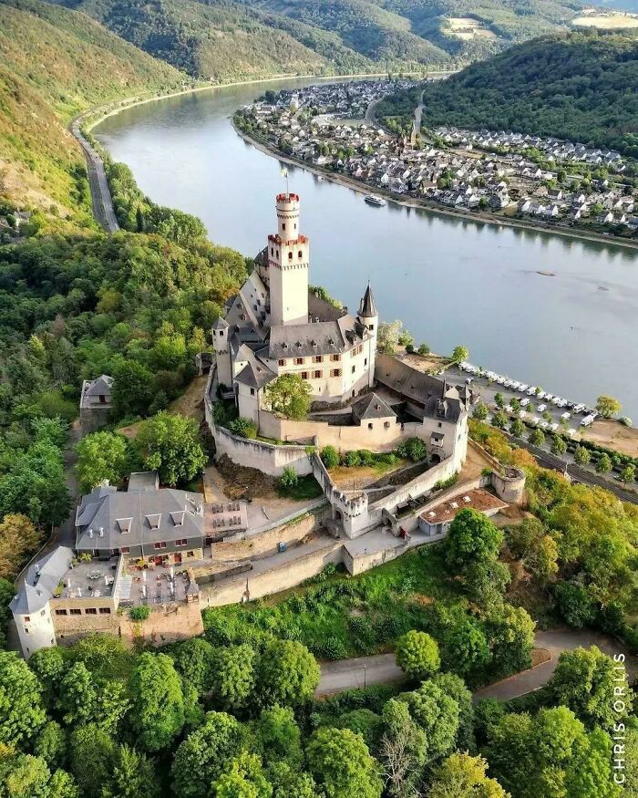 137 Examples Of Architecture So Beautiful, It Almost Looks Unreal (New Pics) 137 Examples Of Architecture So Beautiful, It Almost Looks Unreal (New Pics)