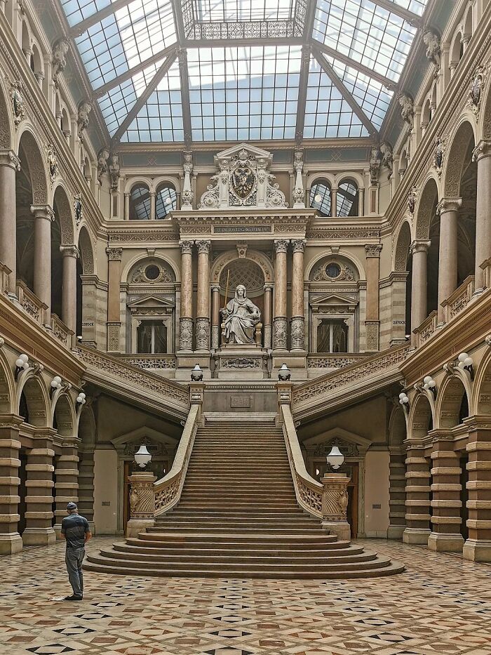 137 Examples Of Architecture So Beautiful, It Almost Looks Unreal (New Pics) 137 Examples Of Architecture So Beautiful, It Almost Looks Unreal (New Pics)