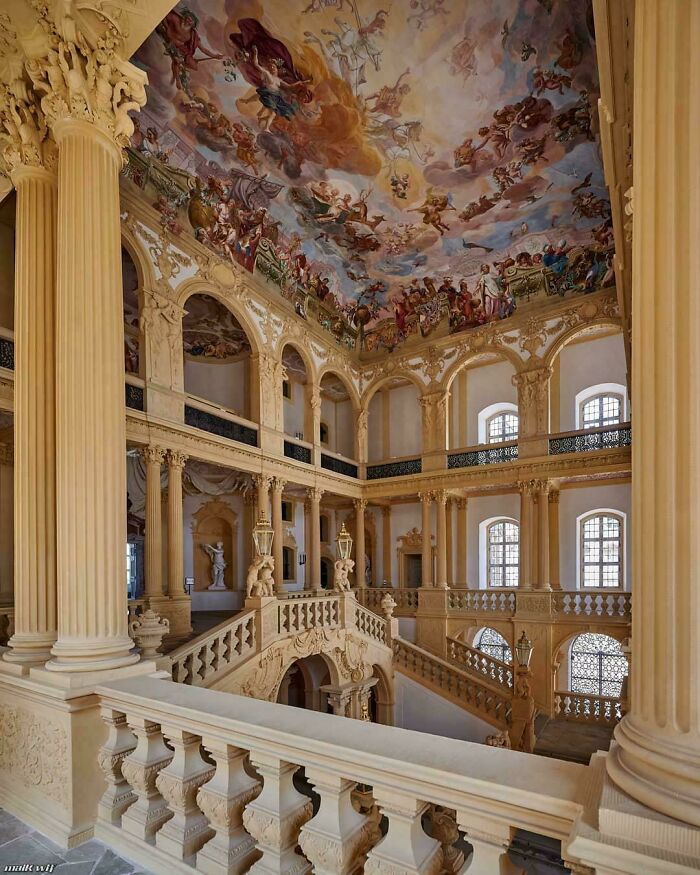 137 Examples Of Architecture So Beautiful, It Almost Looks Unreal (New Pics) 137 Examples Of Architecture So Beautiful, It Almost Looks Unreal (New Pics)