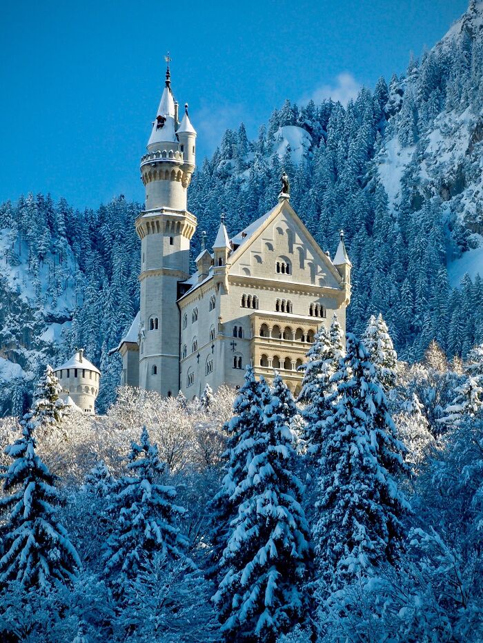 137 Examples Of Architecture So Beautiful, It Almost Looks Unreal (New Pics) 137 Examples Of Architecture So Beautiful, It Almost Looks Unreal (New Pics)