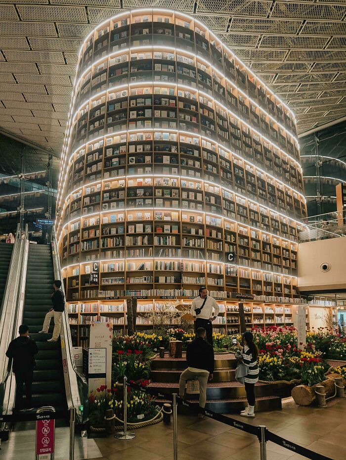 137 Examples Of Architecture So Beautiful, It Almost Looks Unreal (New Pics) 137 Examples Of Architecture So Beautiful, It Almost Looks Unreal (New Pics)