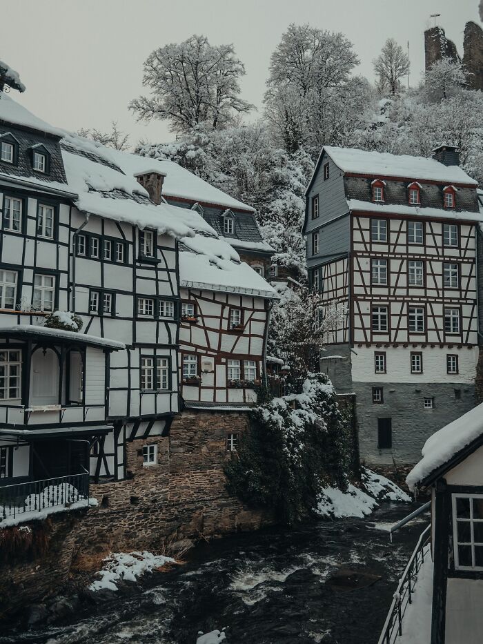137 Examples Of Architecture So Beautiful, It Almost Looks Unreal (New Pics) 137 Examples Of Architecture So Beautiful, It Almost Looks Unreal (New Pics)