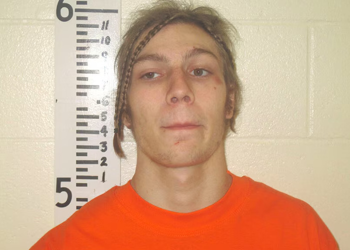 8 Sibling Disputes That Escalated Into Unthinkable Tragedy 8 Sibling Disputes That Escalated Into Unthinkable Tragedy
