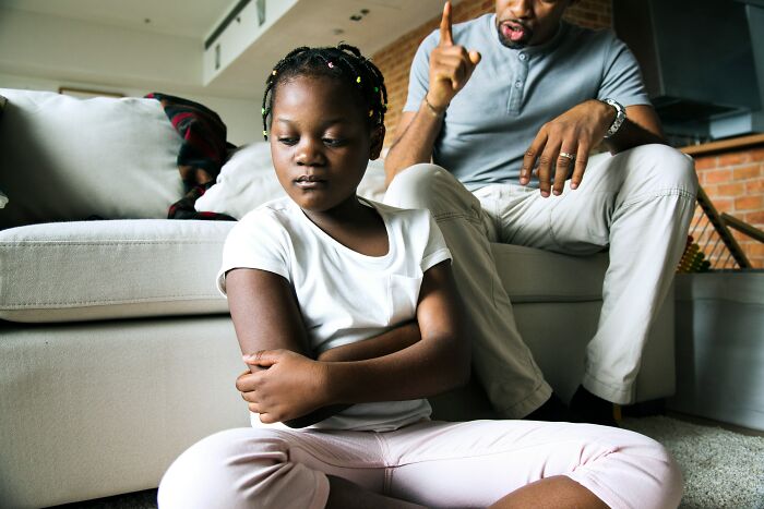 “Don’t Date, Don’t Look At Boys”: 55 Ridiculous “Under My Roof” Rules That Backfired On Parents “Don’t Date, Don’t Look At Boys”: 55 Ridiculous “Under My Roof” Rules That Backfired On Parents