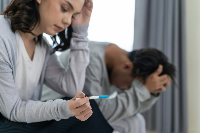 “Don’t Date, Don’t Look At Boys”: 55 Ridiculous “Under My Roof” Rules That Backfired On Parents “Don’t Date, Don’t Look At Boys”: 55 Ridiculous “Under My Roof” Rules That Backfired On Parents