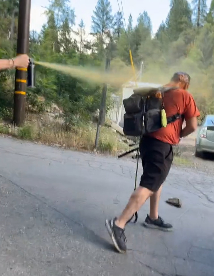 Male Karen Gets Bear Sprayed After Confrontation With Girls And Sparks Online Debate Male Karen Gets Bear Sprayed After Confrontation With Girls And Sparks Online Debate