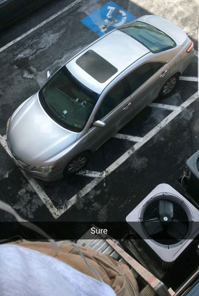92 Pictures Of People Who Probably Shouldn’t Have A License: “Can’t Park There Mate” 92 Pictures Of People Who Probably Shouldn’t Have A License: “Can’t Park There Mate”